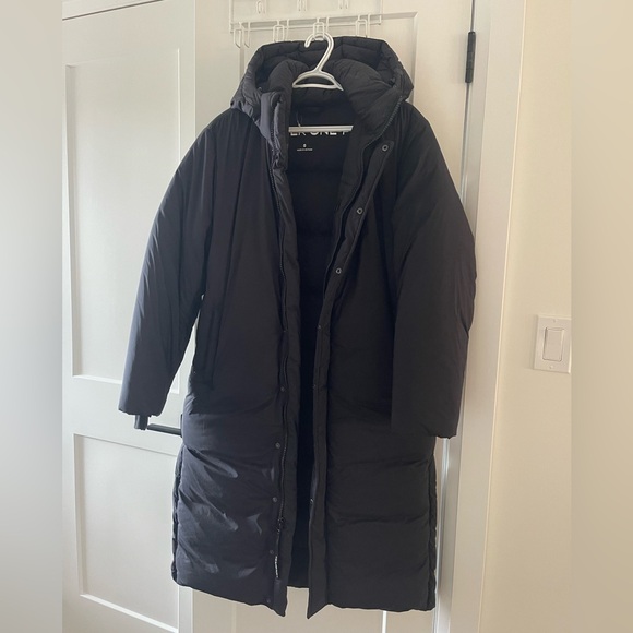 SUPER ONE PUFF - Size Small - Black - Picture 2 of 7